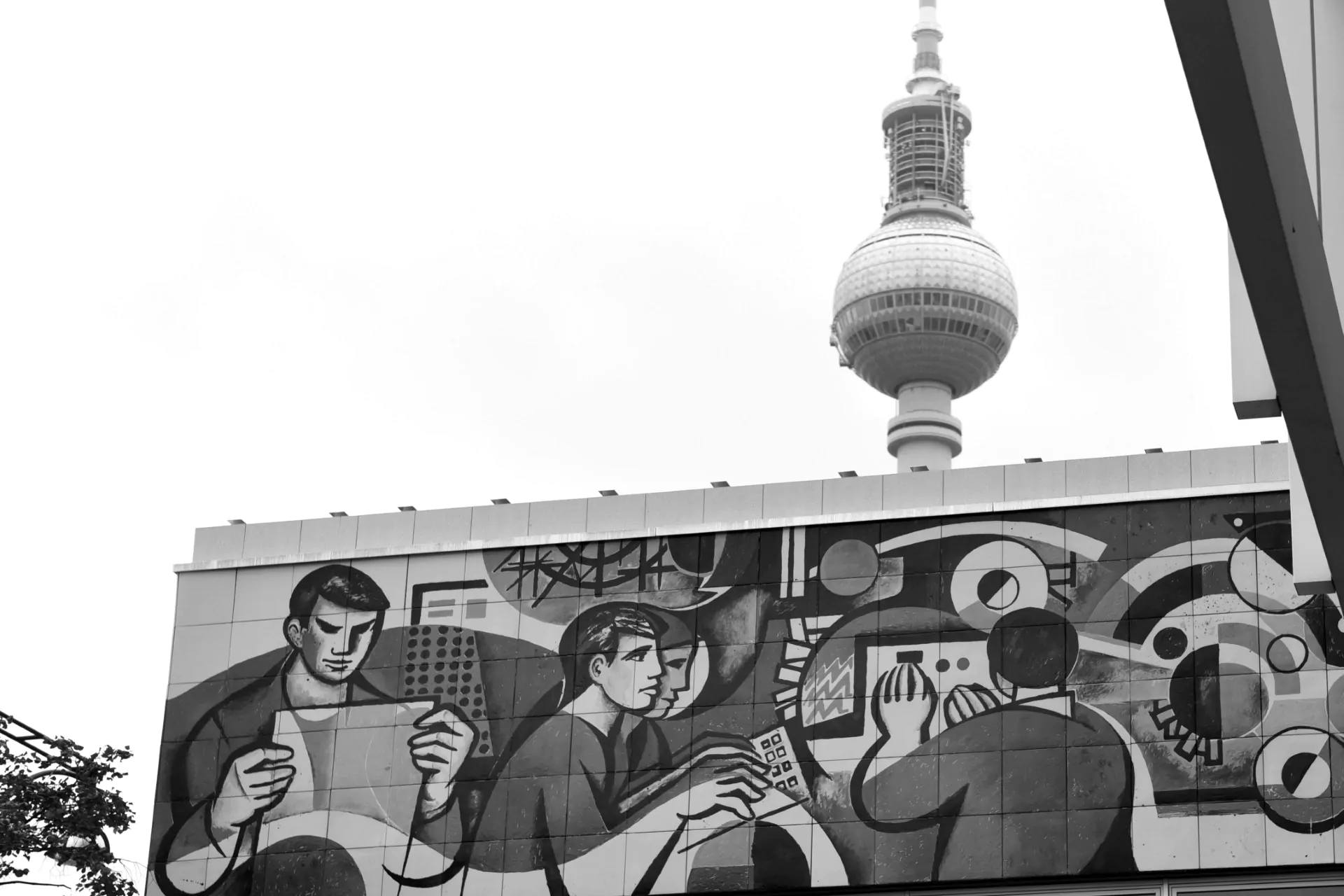 Projekt „Halle“: Die Osterweiterung des Berliner Verlages